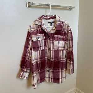 size small Forever 21 shacket. good condition. new with tags.